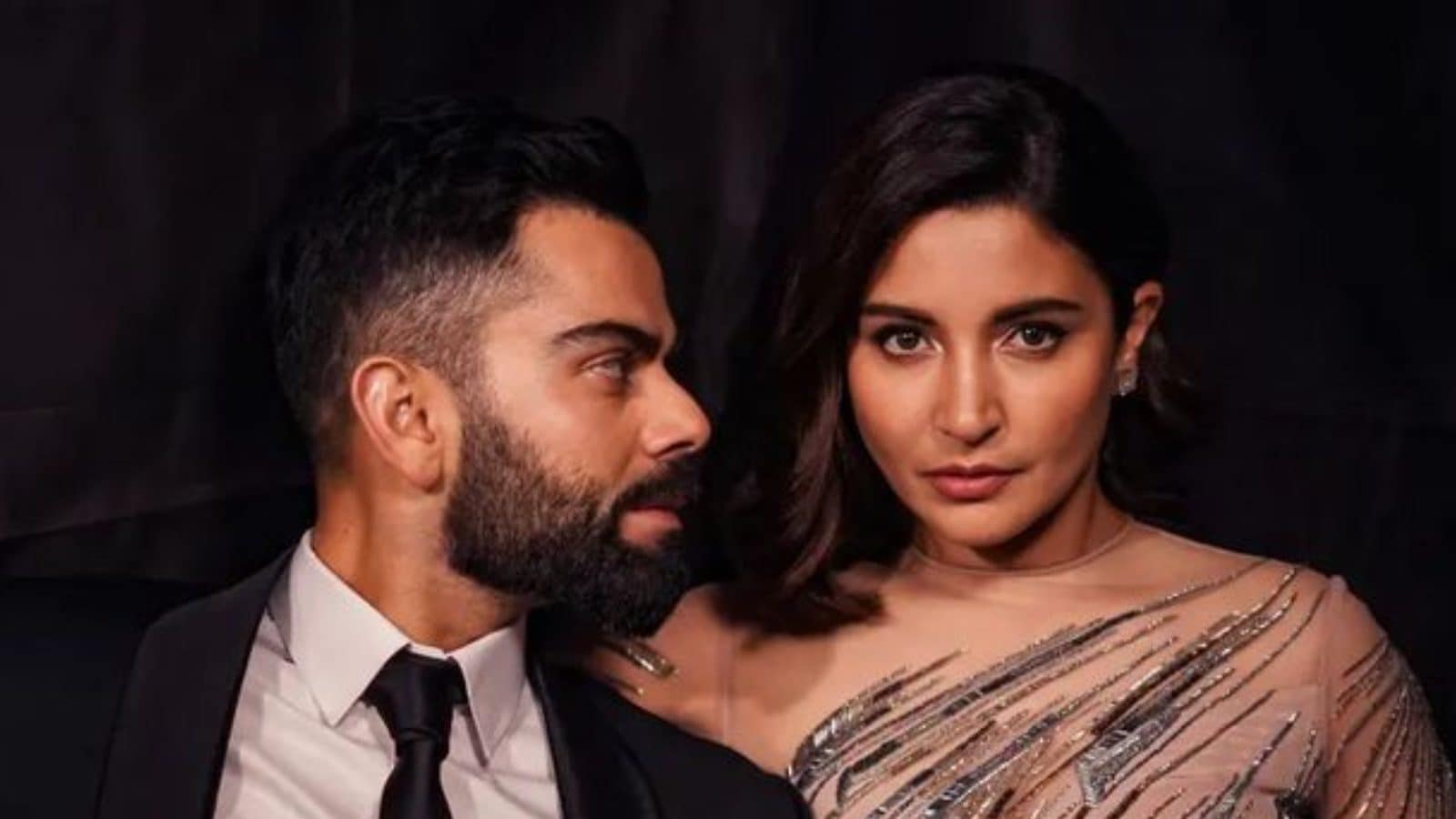 IPL 2022: Anushka Sharma Shares Happy Virat Kohli, RCB's Photos as the Team Enters the Playoffs