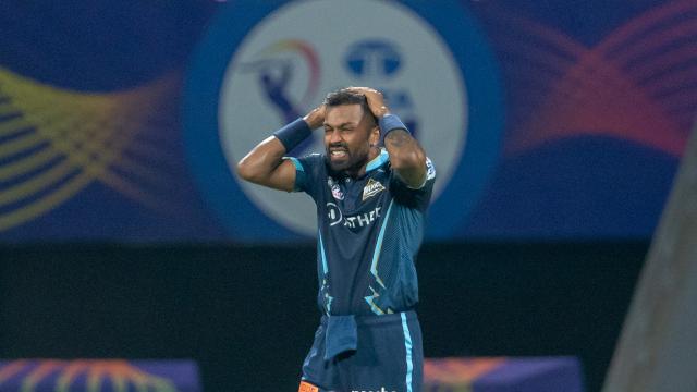 IPL 2022: Twitter slams GT skipper Hardik Pandya for shouting at Mohammed Shami during SRH match - Firstcricket News, Firstpost