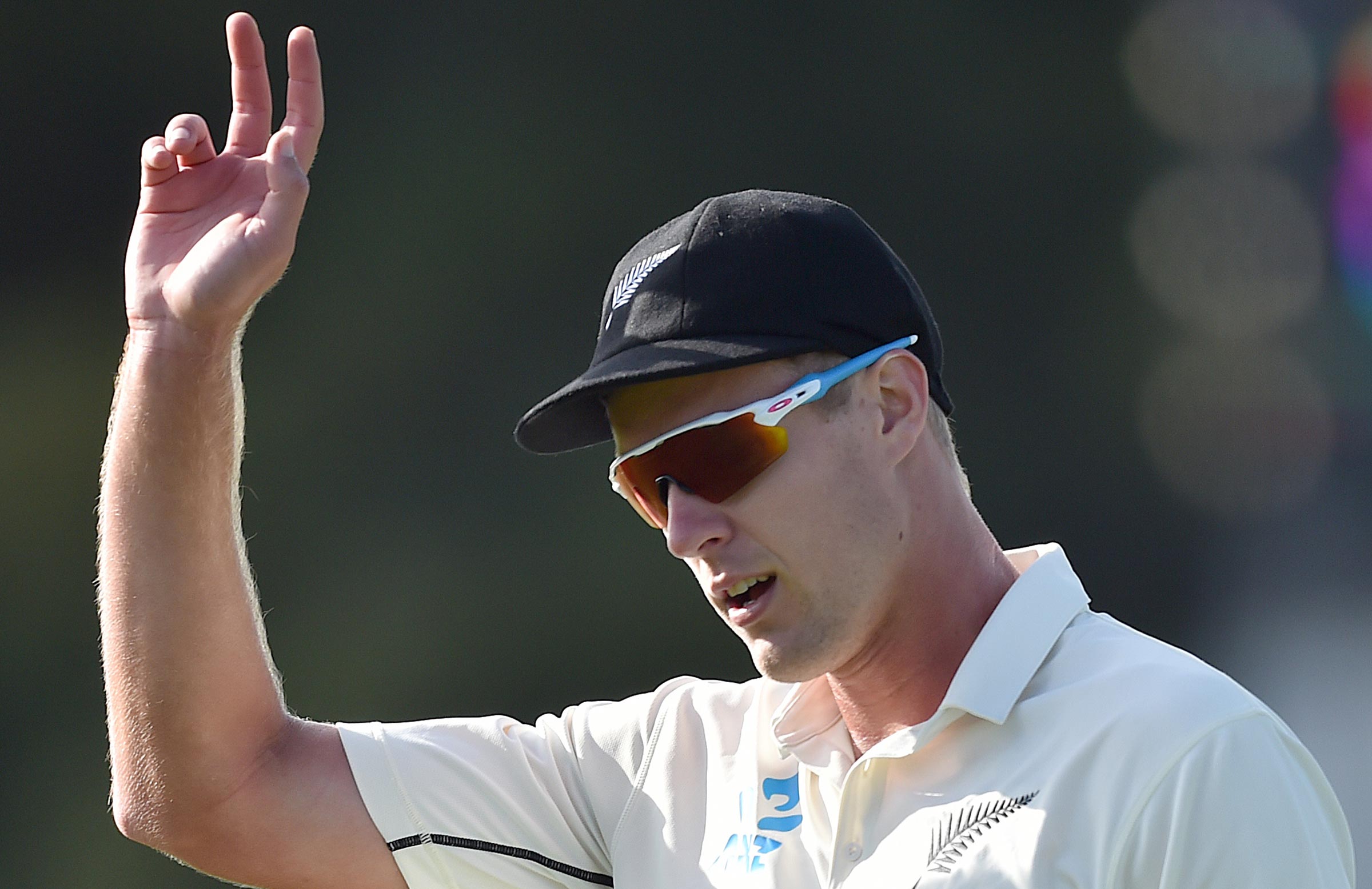 Jamieson sparks India collapse on dominant day for NZ