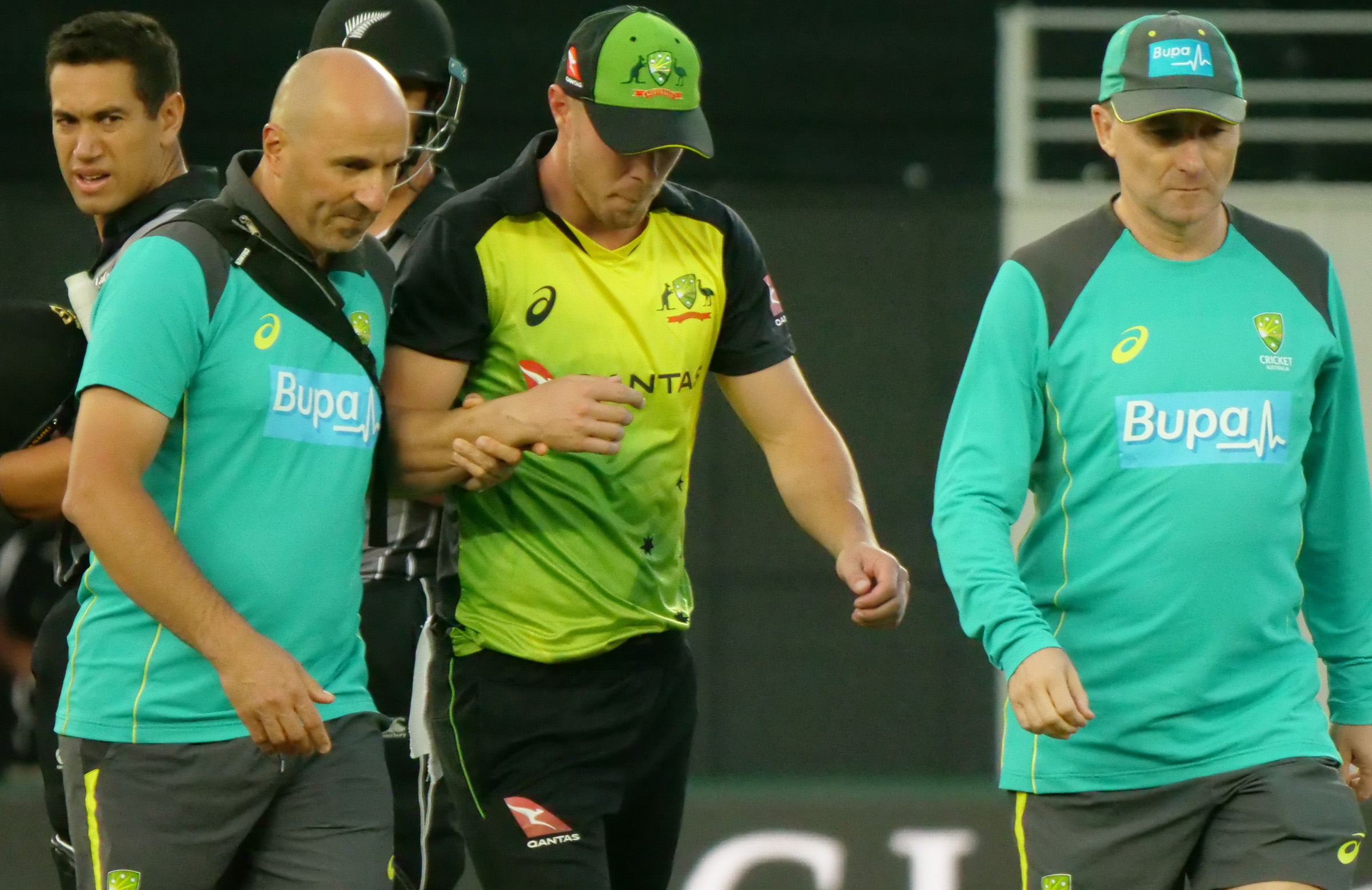 Katich warns it's decision time for Lynn