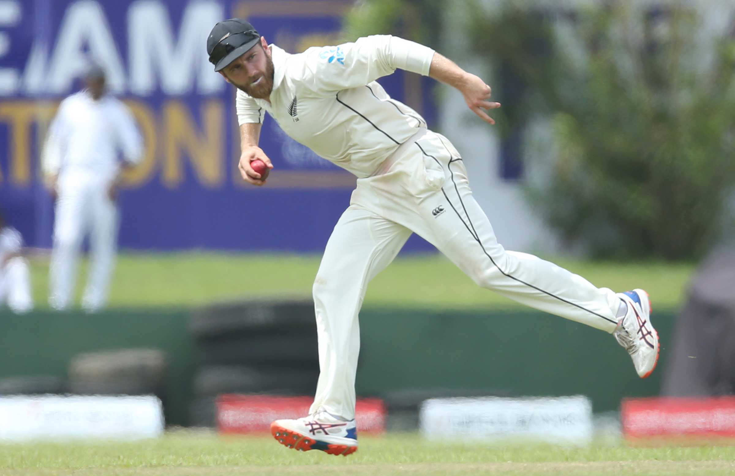 Kiwi Kane cut for illicit bowling activity