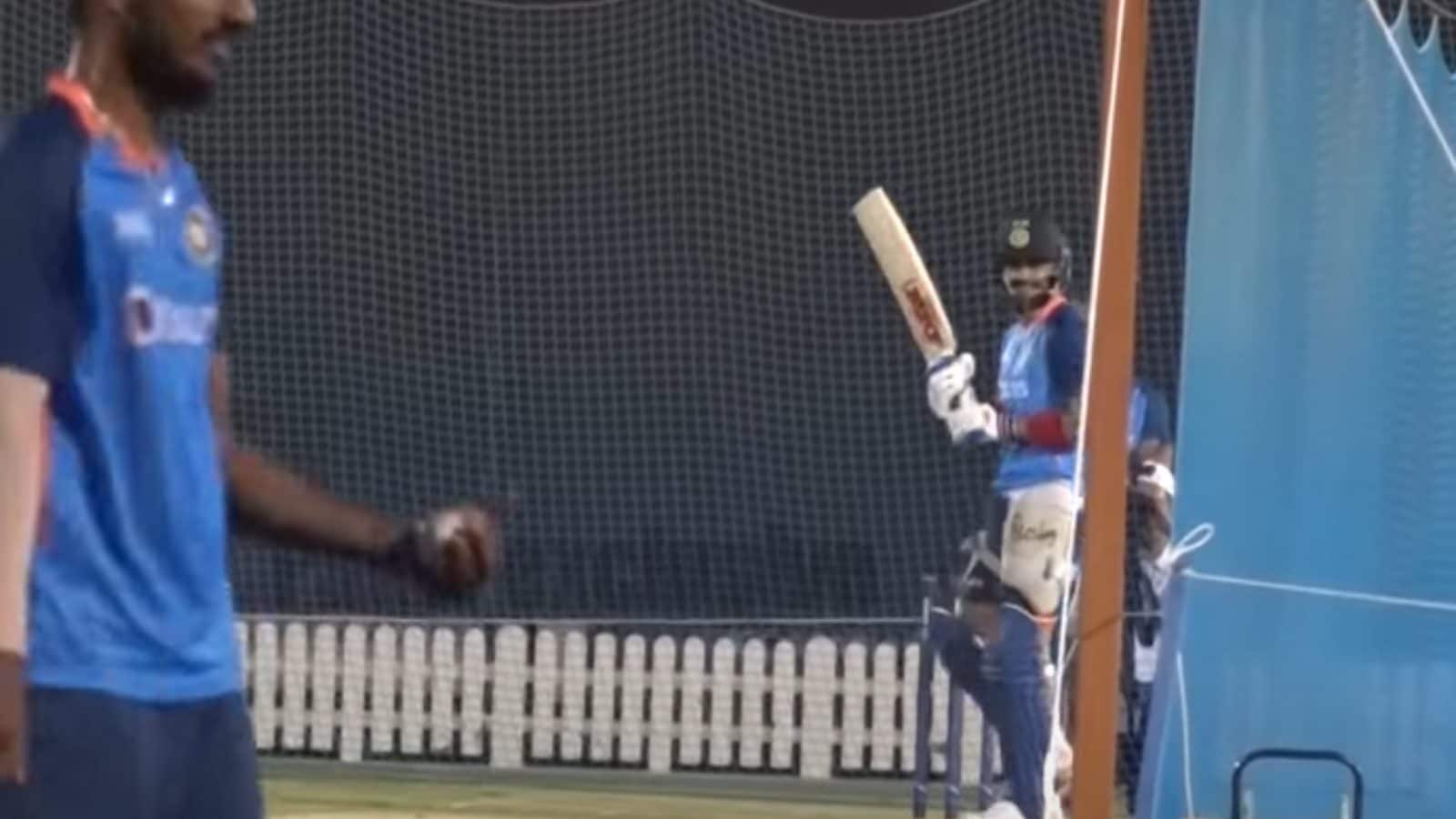 Kohli Gears up For Asia Cup 2022 by Belting Chahal, Jadeja And Ashwin in The Nets | Watch