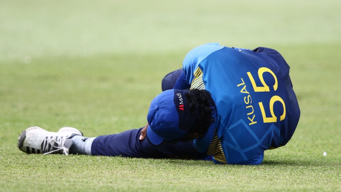 Kusal Perera out of South Africa ODIs with hamstring injury