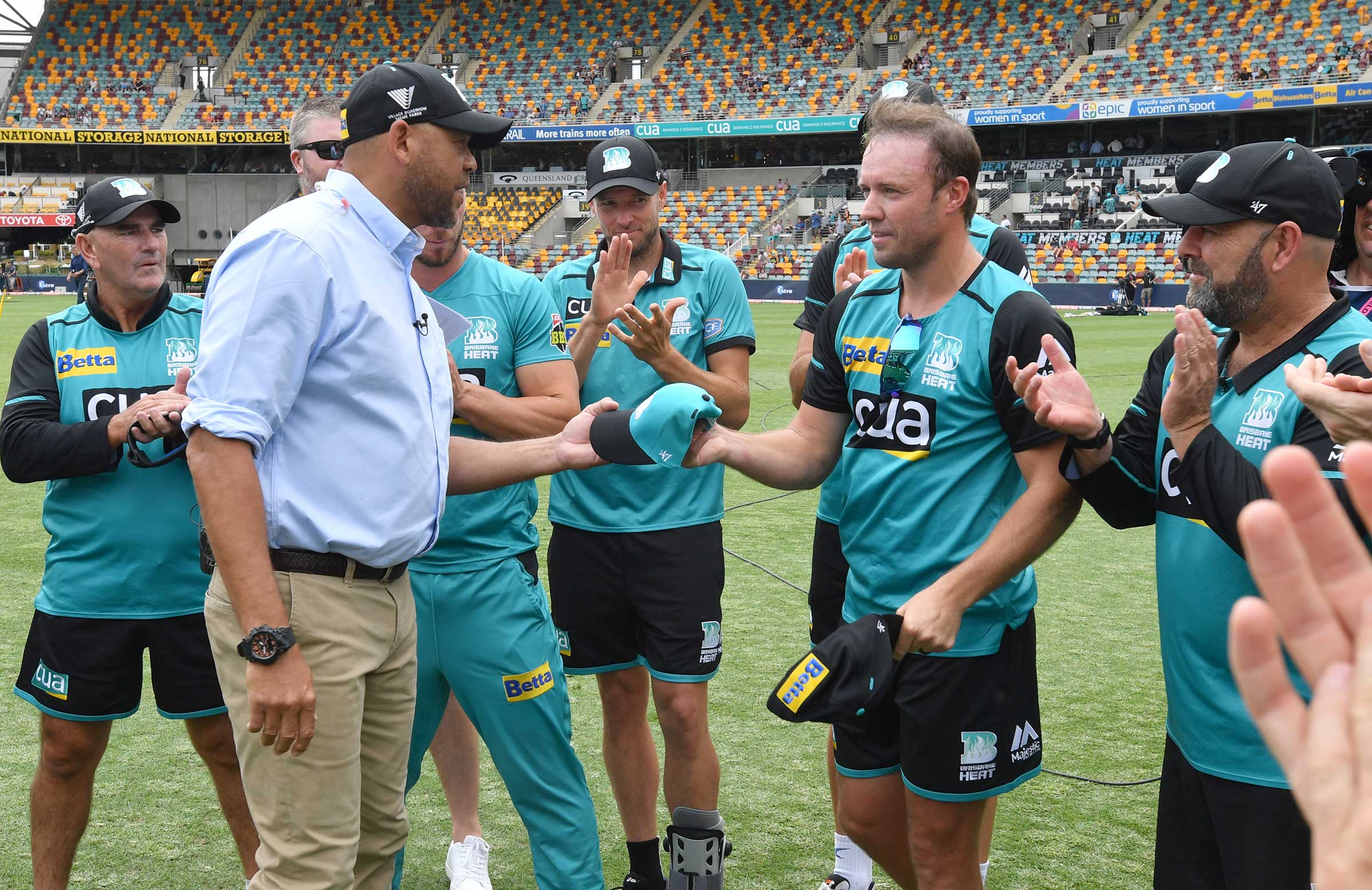 LIVE: AB de Villiers lines up for Big Bash debut match