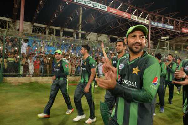 Live Cricket Score: Pakistan v Sri Lanka, first ODI 