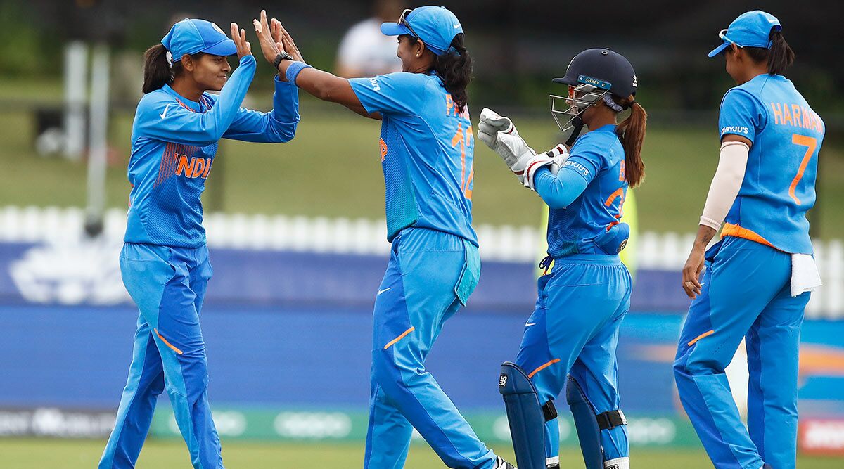 Live Cricket Streaming of India Women vs Sri Lanka Women ICC Women's T20 World Cup 2020 Match on Hotstar and Star Sports: Watch Free Live Telecast of IND W vs SL W on TV and Online | 