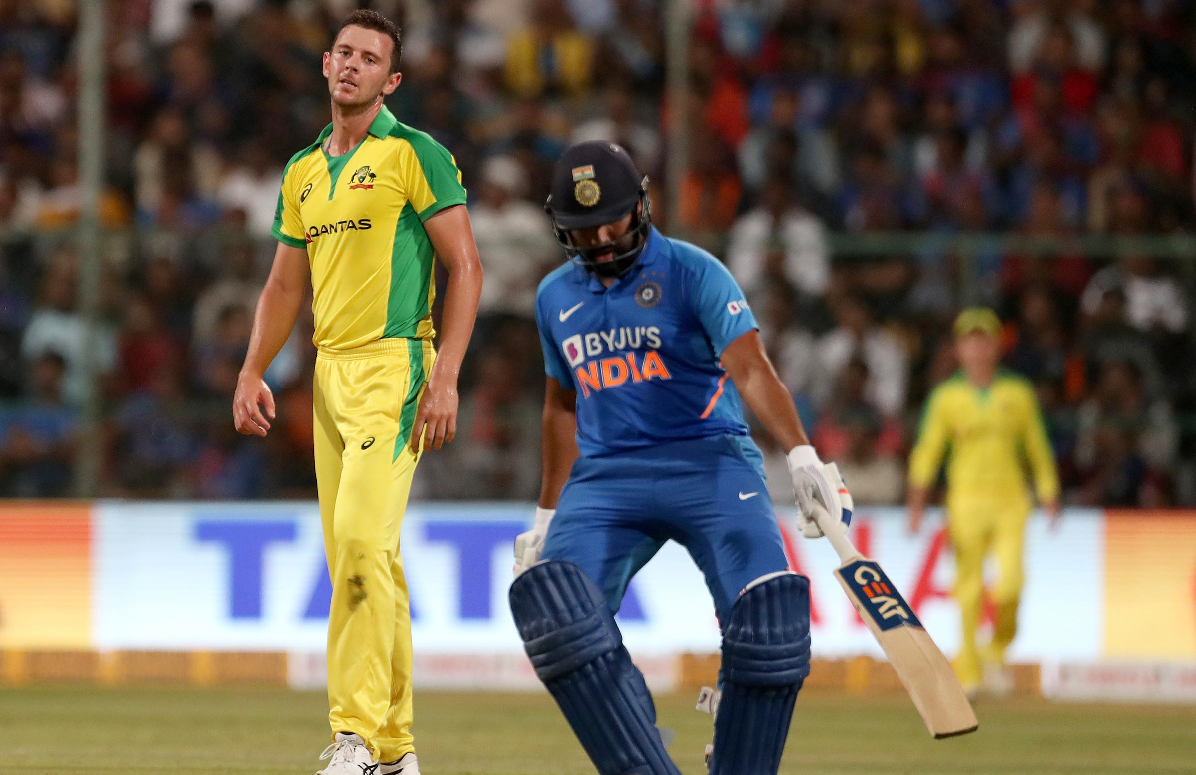 LIVE: Smith ton leaves India chasing 287 to win