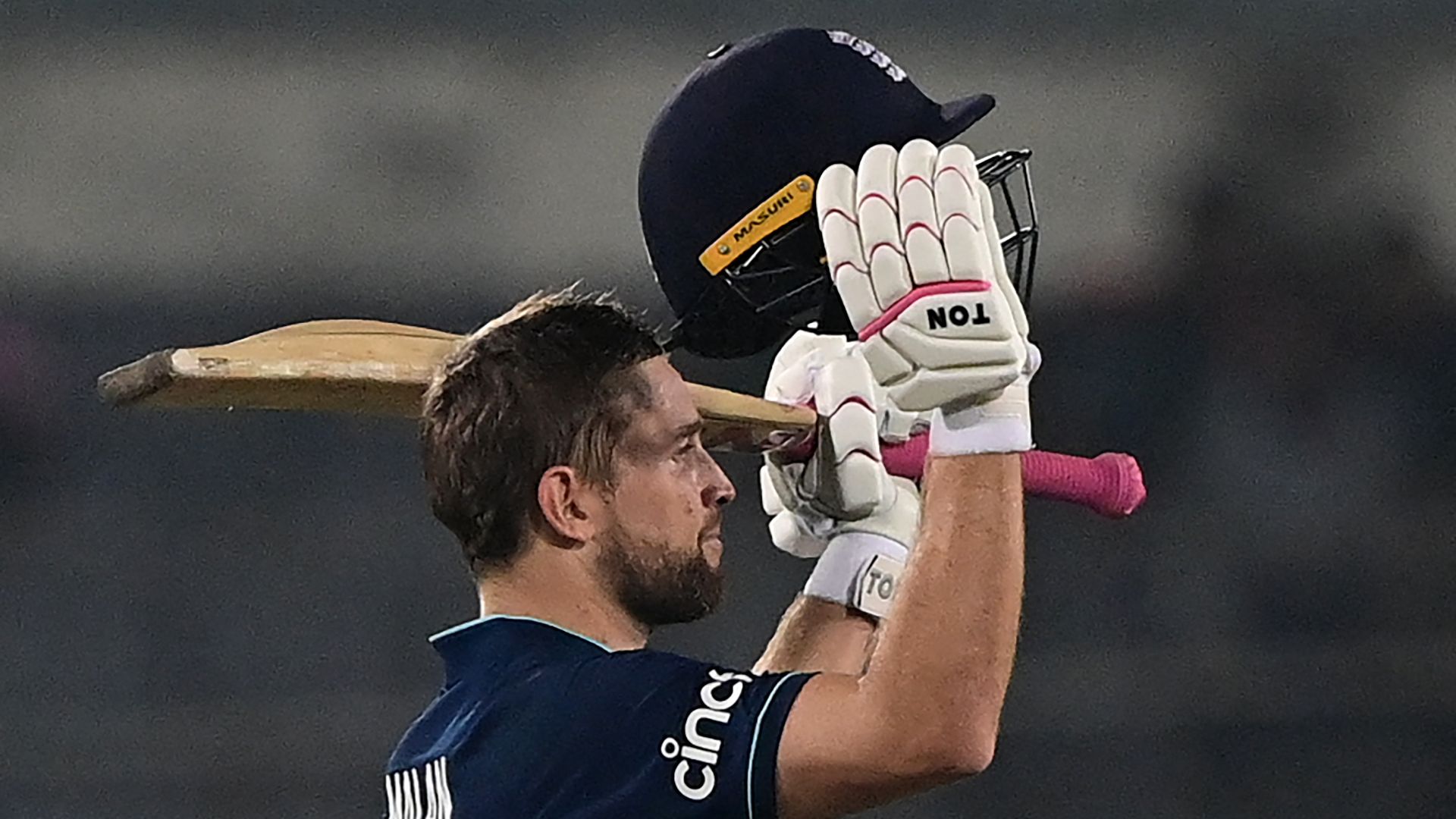 Malan inspirational as England do just enough to win first ODI with Bangladesh