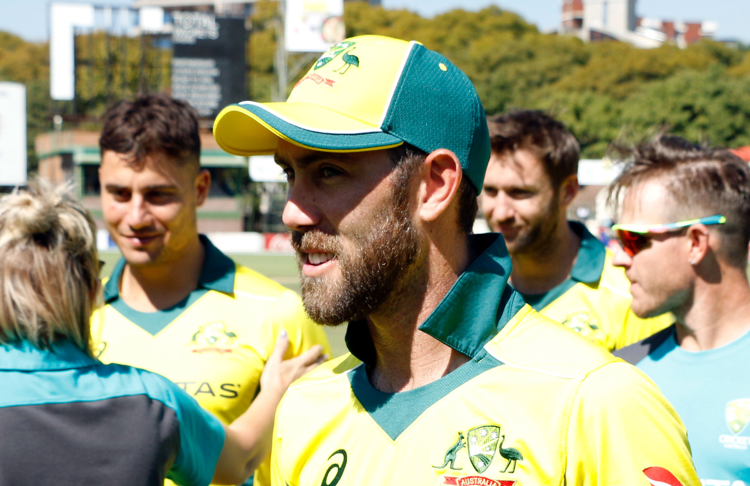 Maxwell clarifies handshake incident