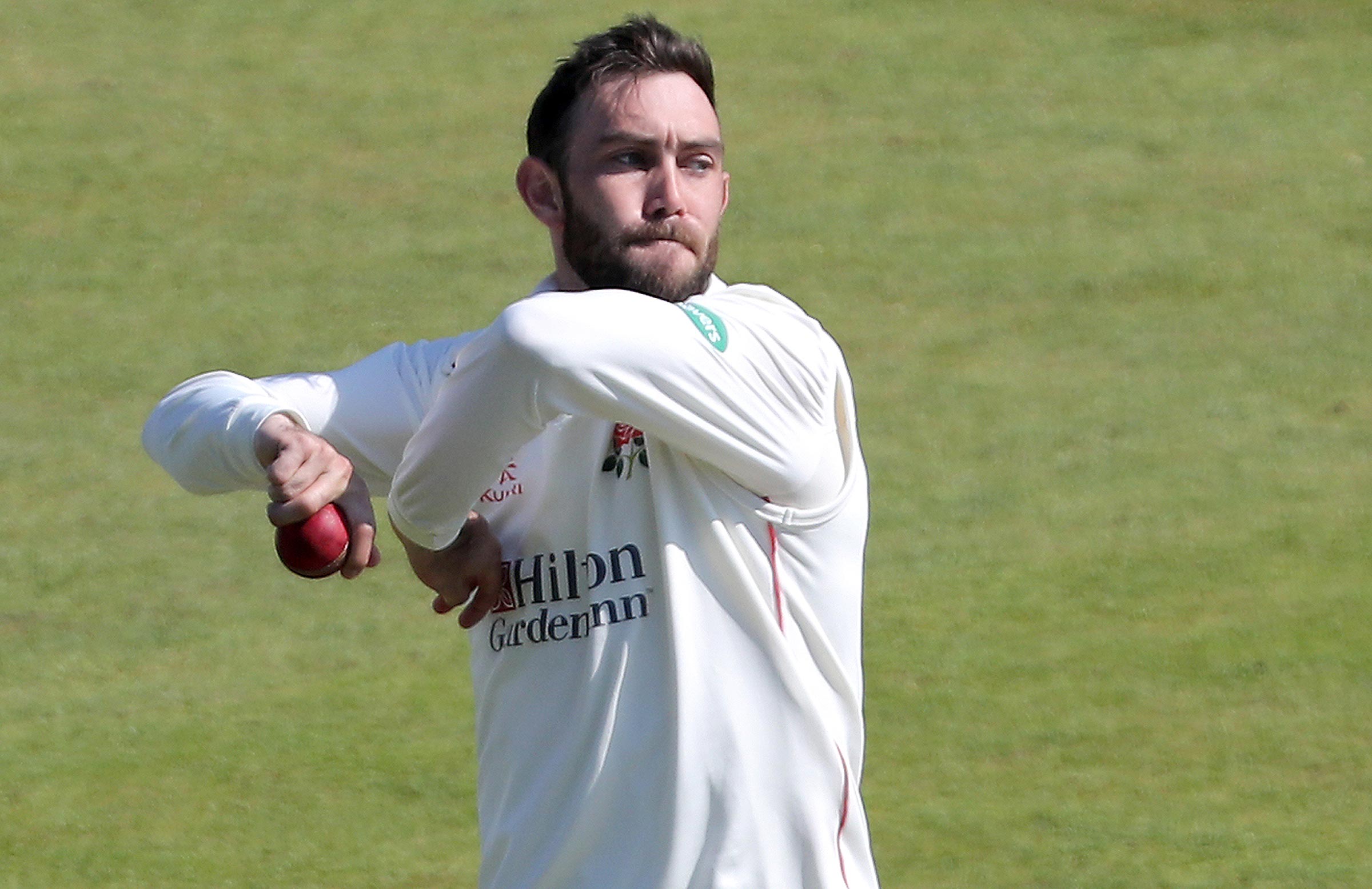 Maxwell takes career-best figures at Lord's
