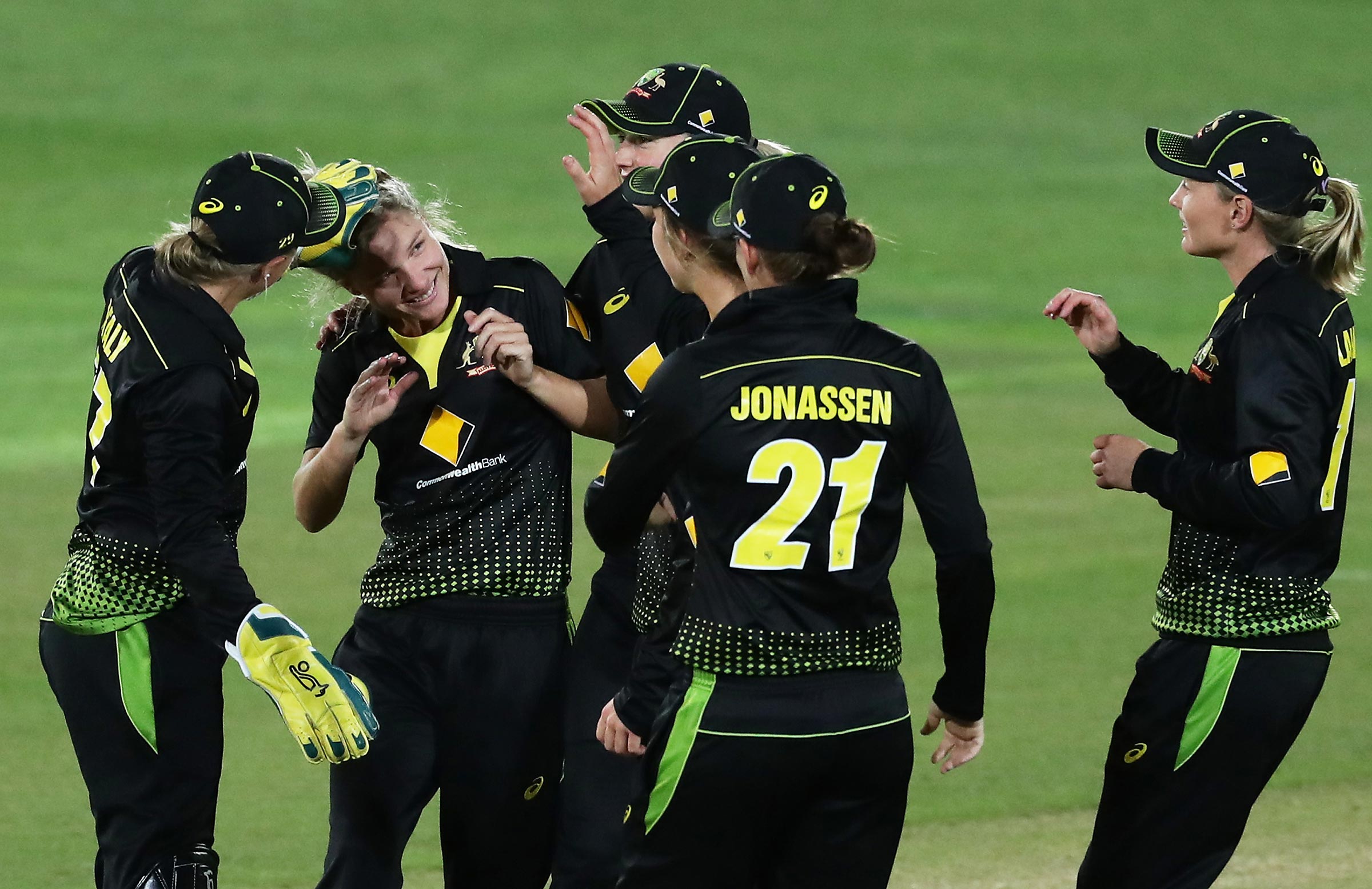 New kid on the block pair feature Australia's profundity