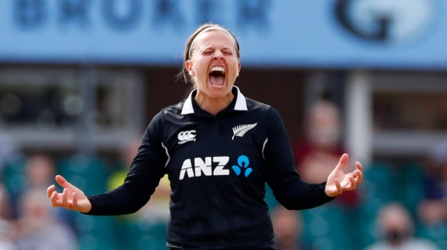 New Zealand seamer Lea Tahuhu joins wife Amy Satterthwaite in missing out on annual contract 
