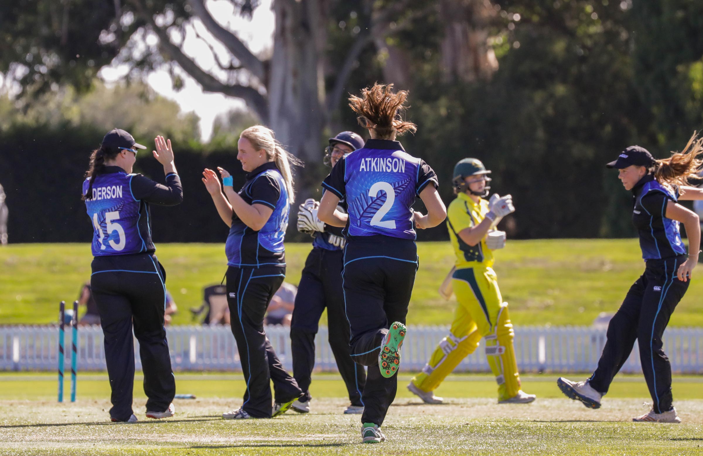 NZ cruise to win over Aussie U19s