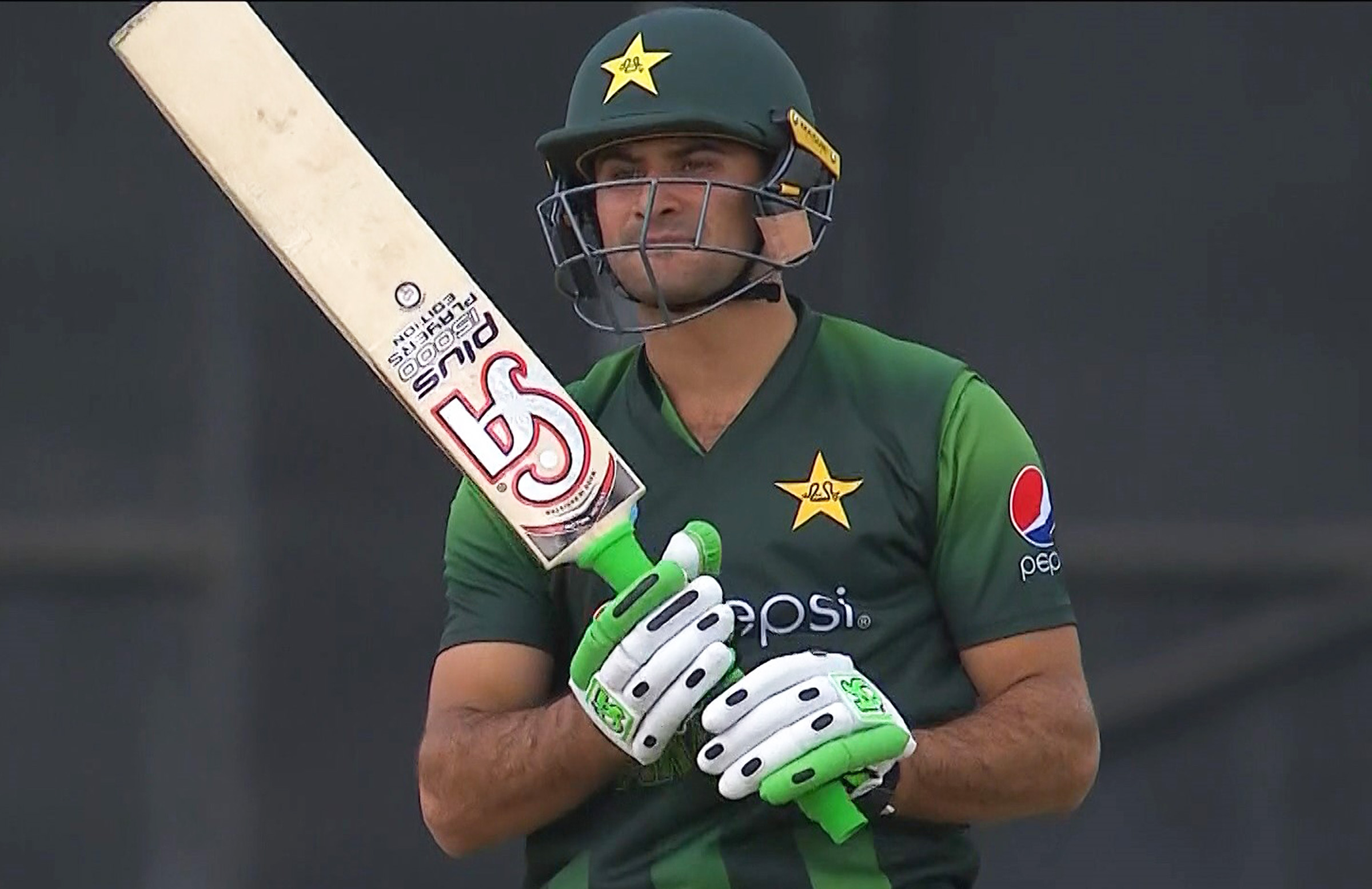Pakistan debutant's world first dismissal