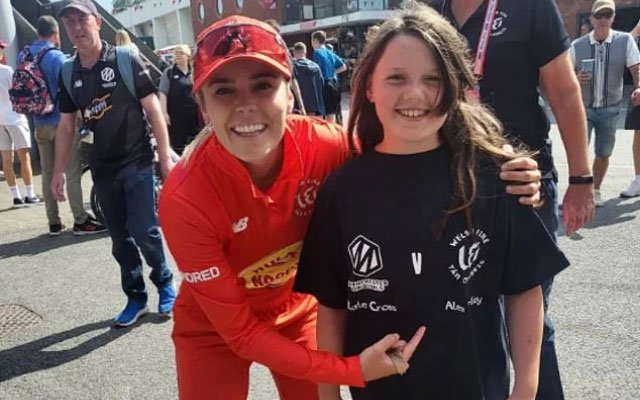 Phil Salt hits 11-year-old girl in mouth present in stands during The Hundred game