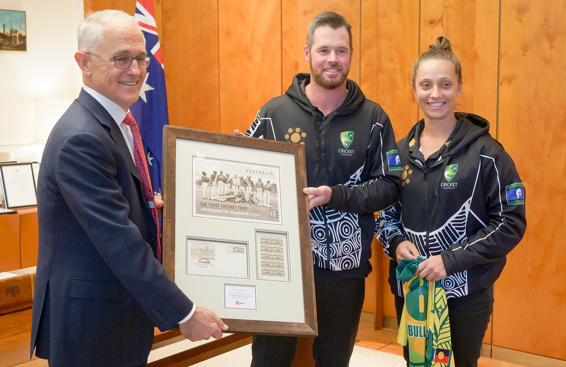 Players meet pollies ahead of historic tour