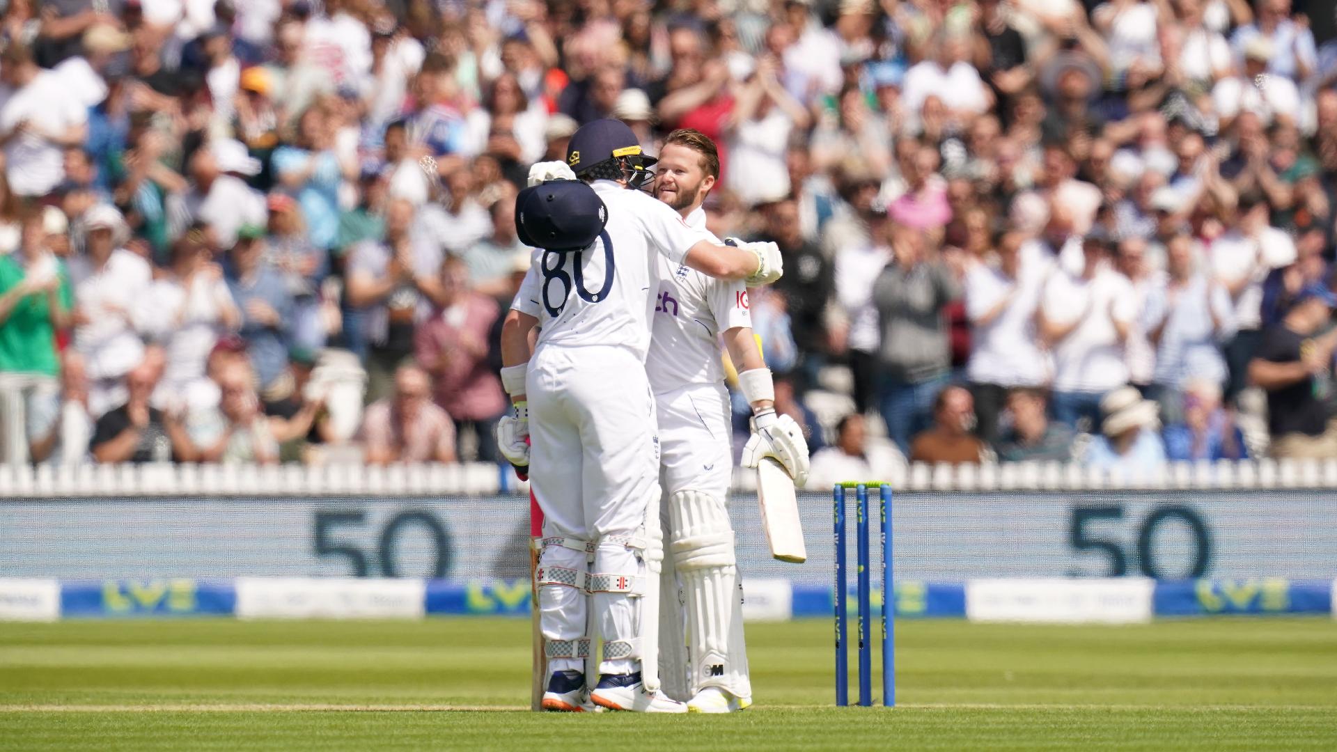 Pope and Duckett move England close to big win over Ireland