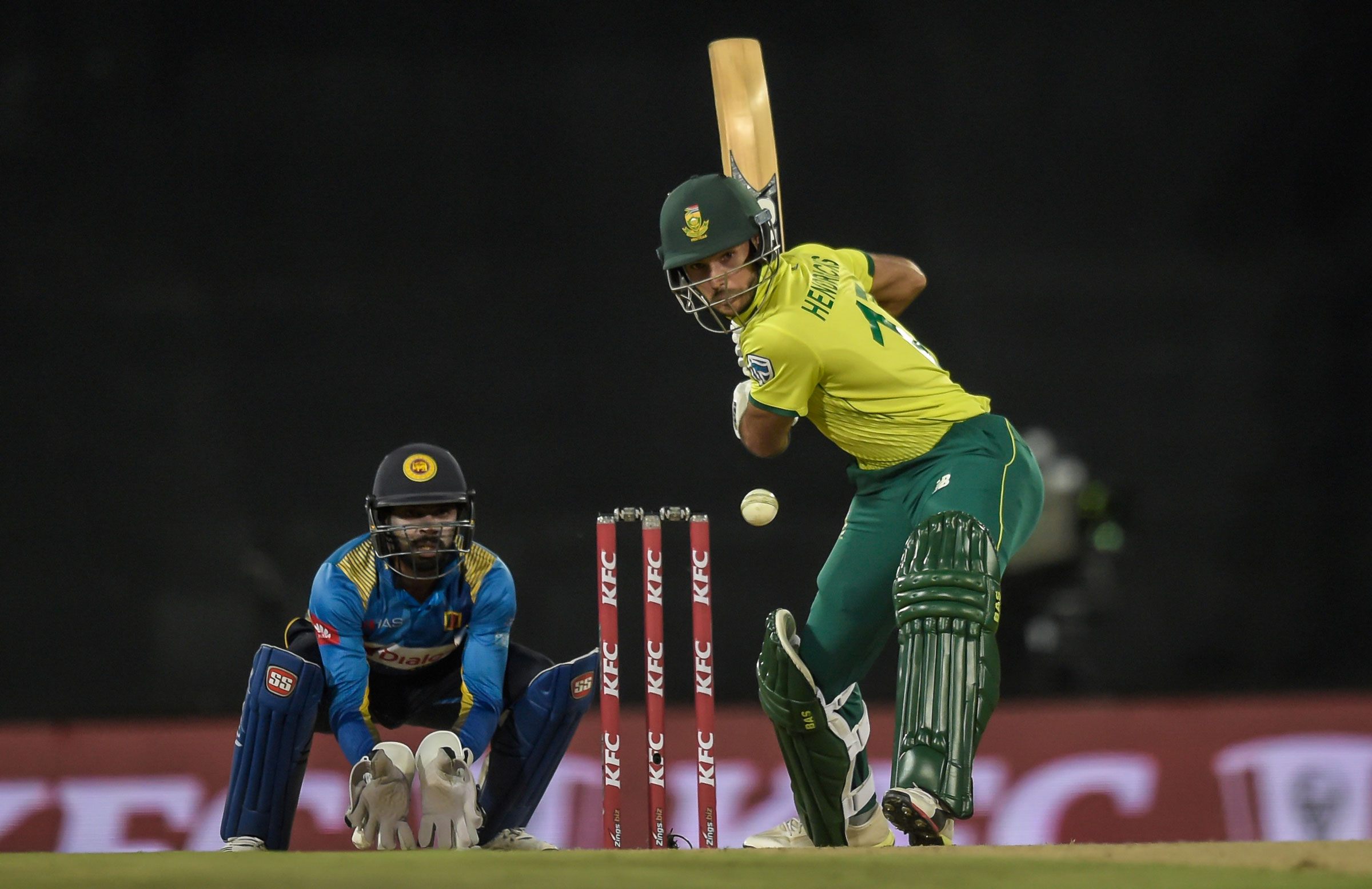 Proteas continue Sri Lanka dominance