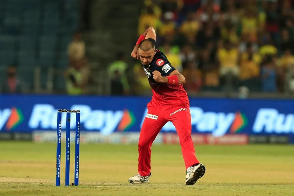 "Purple Patel was not coming close to purple at all this year" - Aakash Chopra lauds Harshal Patel's spell for RCB vs CSK in IPL 2022