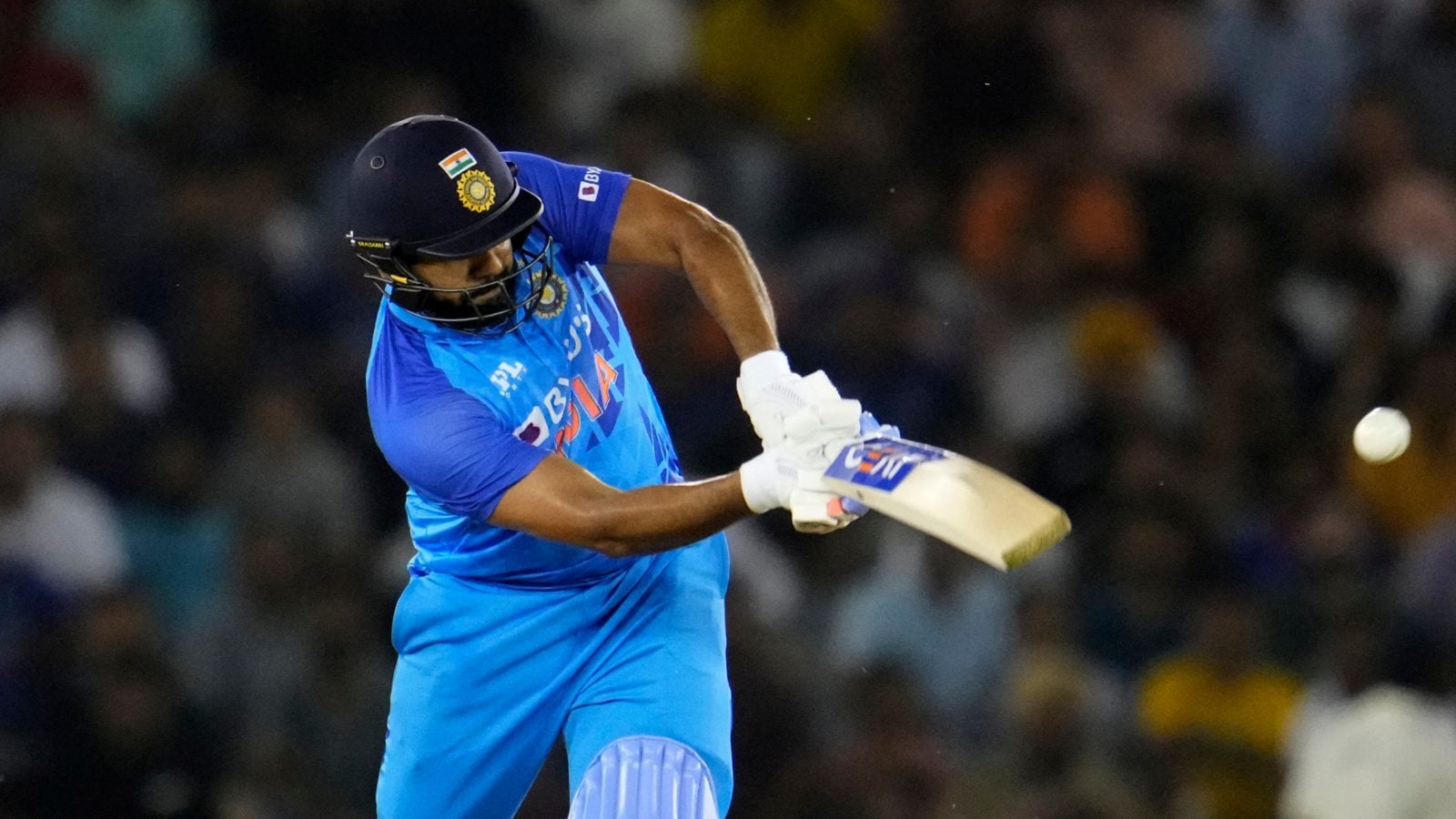 'Rohit Sharma is Selling Himself Short': Aakash Chopra Unimpressed With Indian Captain's Batting Approach