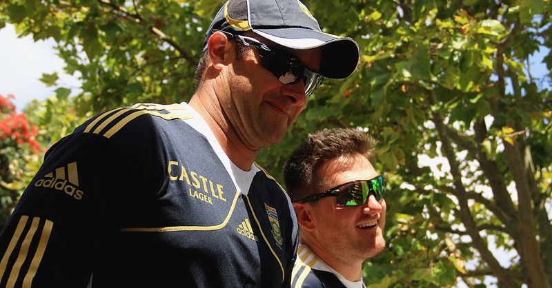 SA vs ENG | Quinton de Kock leads well and will shine like MS Dhoni in future, hails Mark Boucher