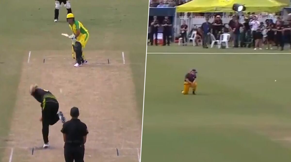 Sachin Tendulkar Comes Out to Face Ellyse Perry and Annabel Sutherland During the Innings Break of Bushfire Cricket Bash (Watch Video) | 