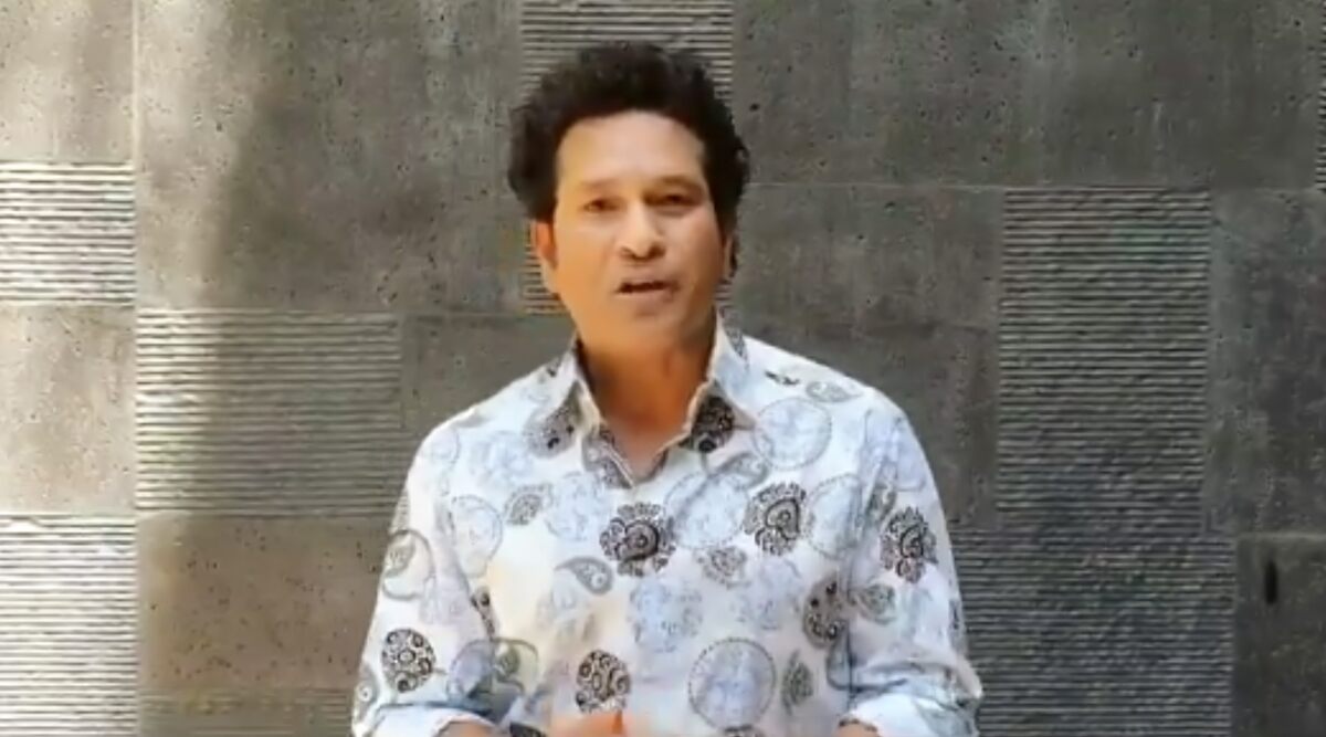 Sachin Tendulkar Recalls How a Waiter Helped Him Redesign His Elbow Guard, Legendary Cricketer Now Seeks Netizens Help to Locate the Hotel Staffer | 