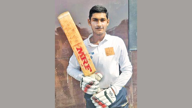 Schoolboy Ratnayake creates cricket history | Sunday Observer