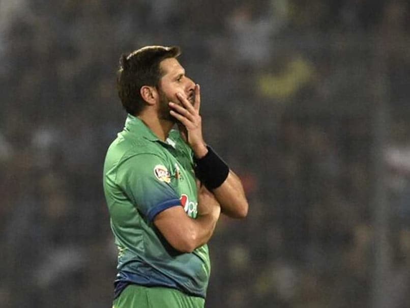 Shahid Afridi Trolled By English Cricketer, Pakistan Fans Hit Back | Cricket News