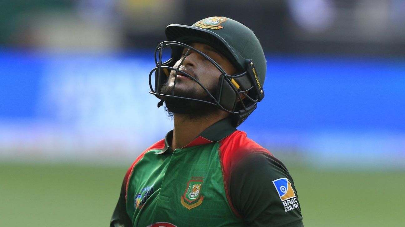 Shakib Al Hasan resigns hurt with suspected side strain