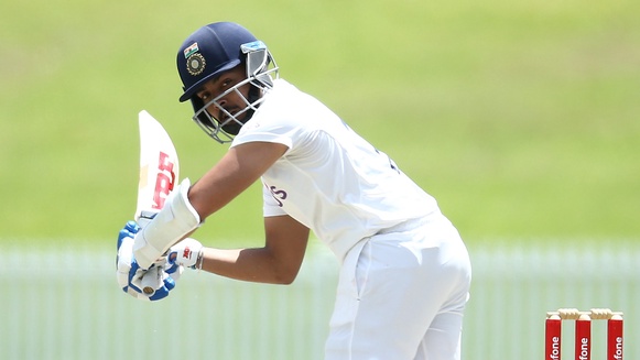 Shaw powers Capitals to victory over struggling Knight Riders