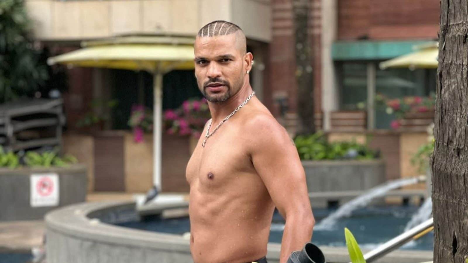 <p>Shikhar Dhawan Birthday: 10 Times Team India's Opener Proved he has a Knack of Social Media</p>