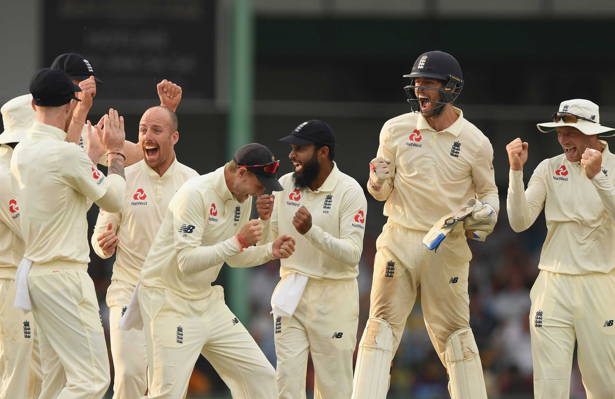 SL sack selectors as they face whitewash