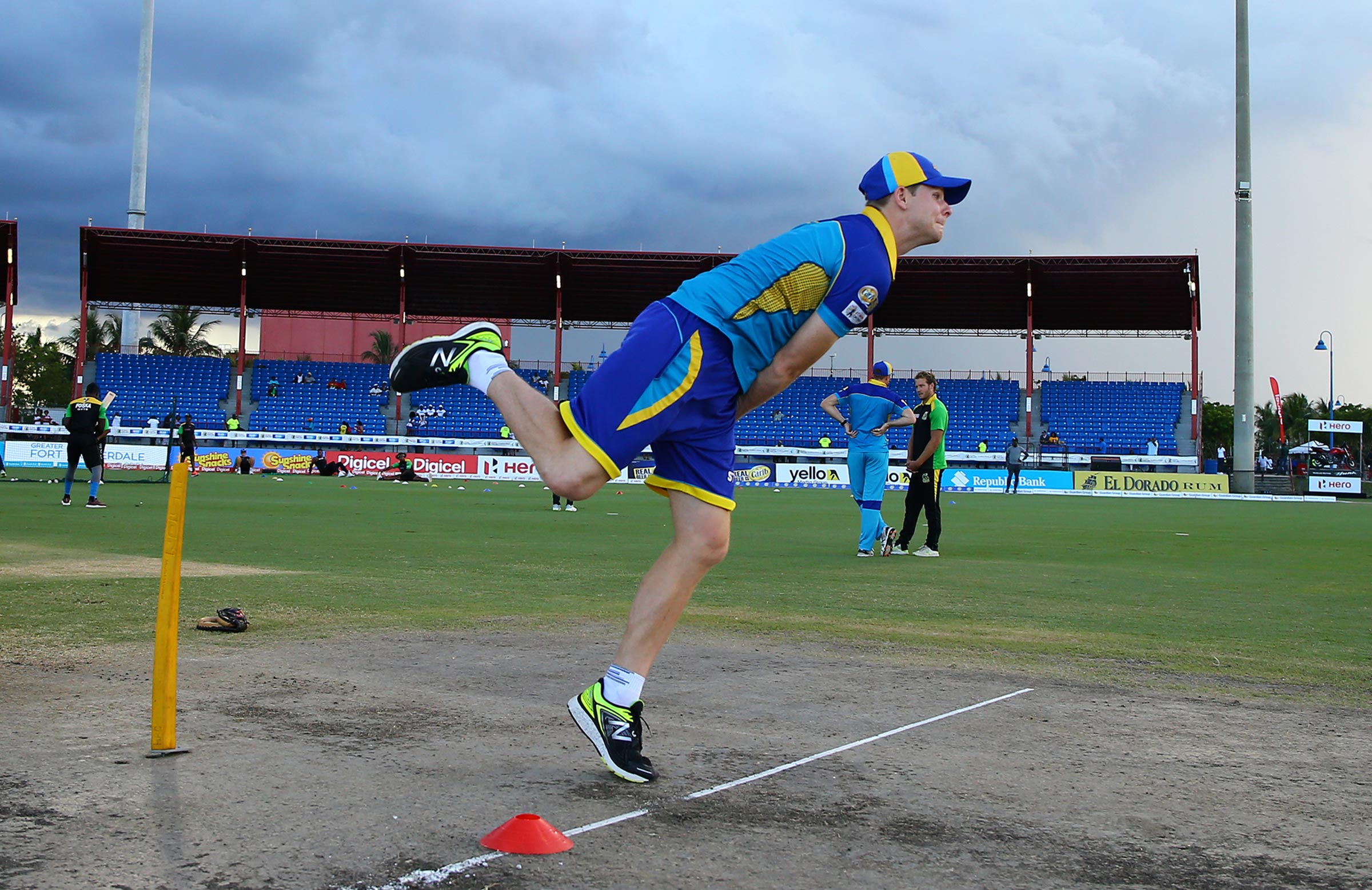 Smith mimics Pakistan ace in bowling revamp