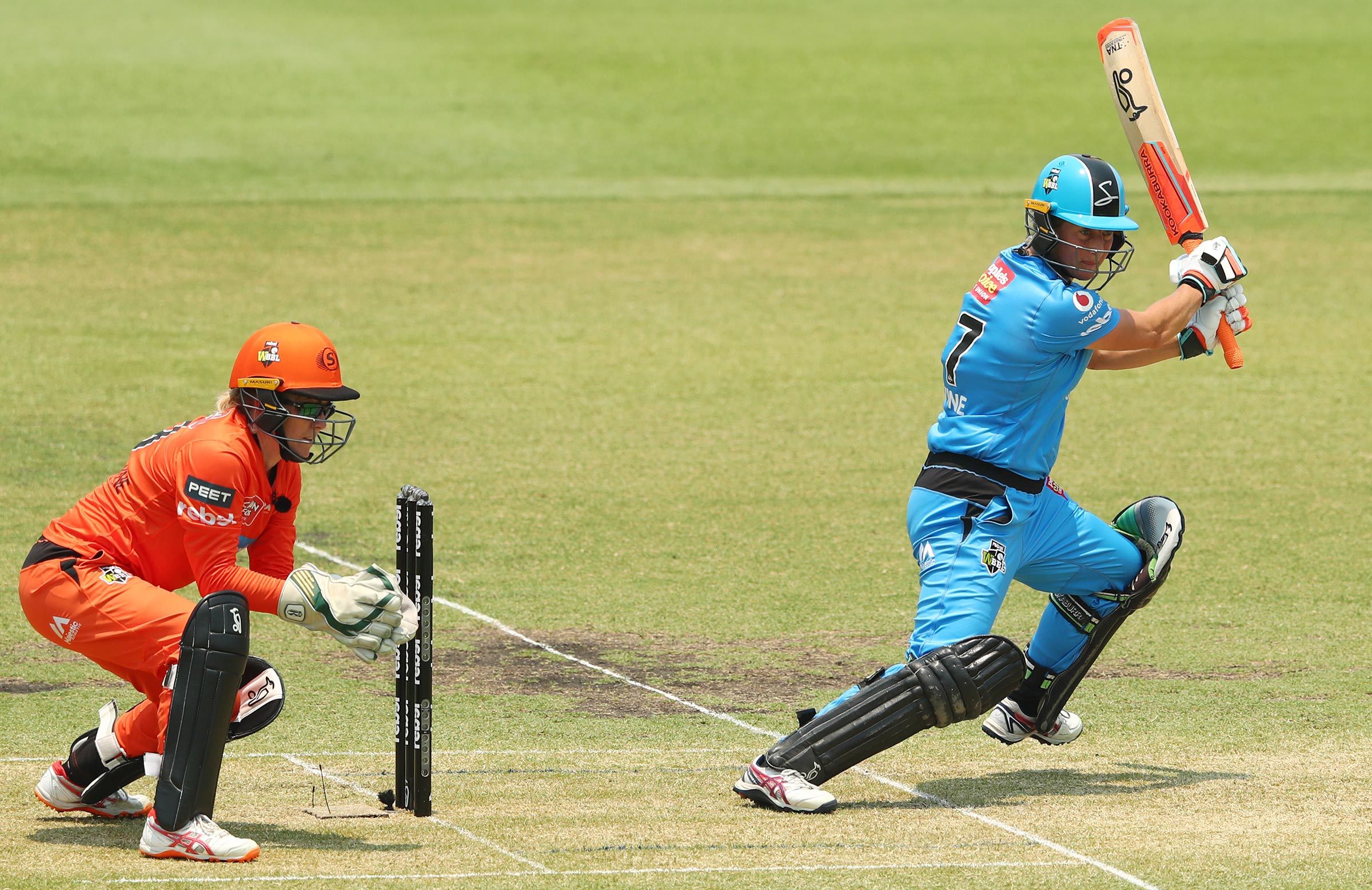 Sophie divine again as Strikers reach WBBL Final