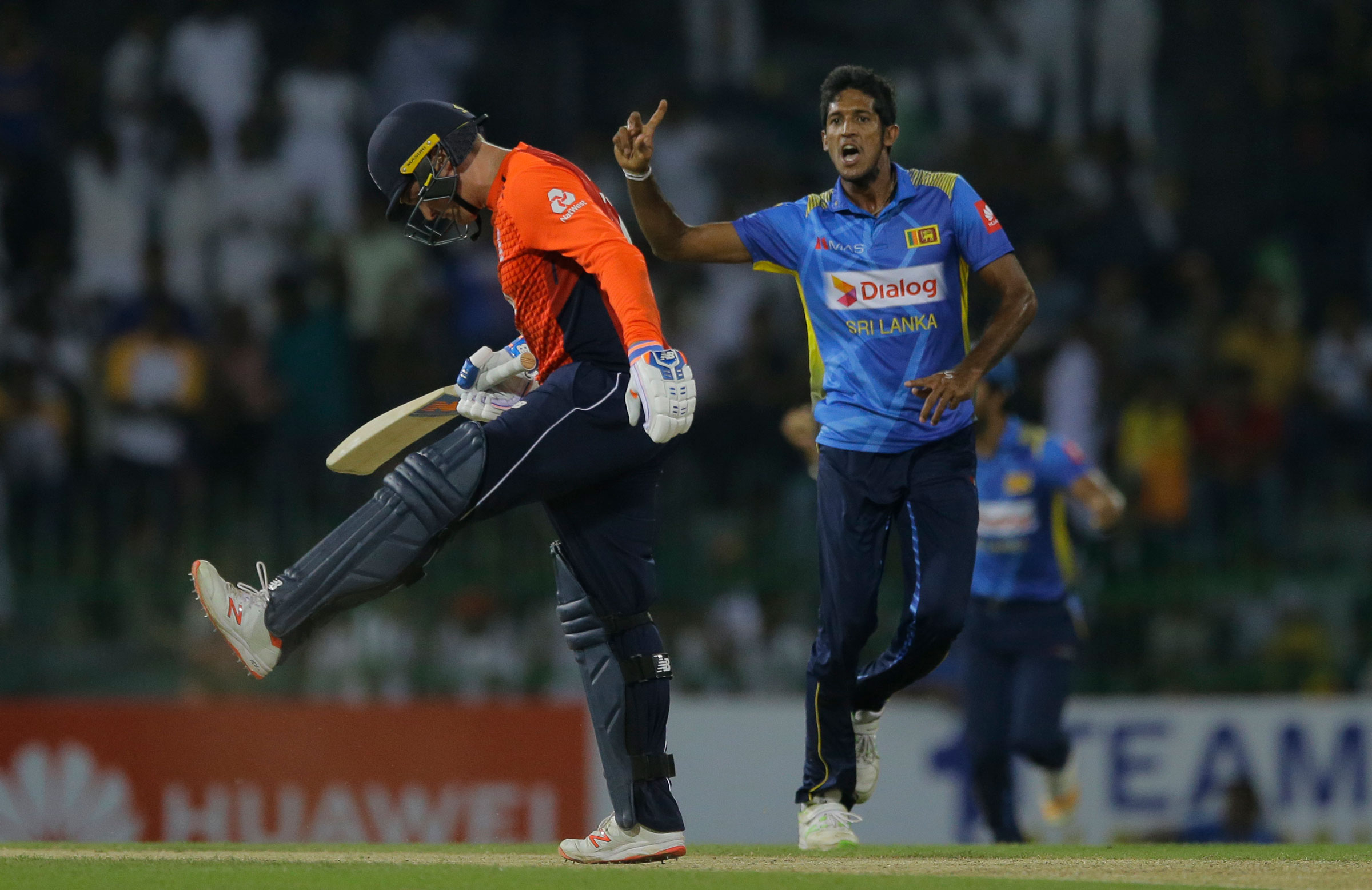 Sri Lanka hand England record loss