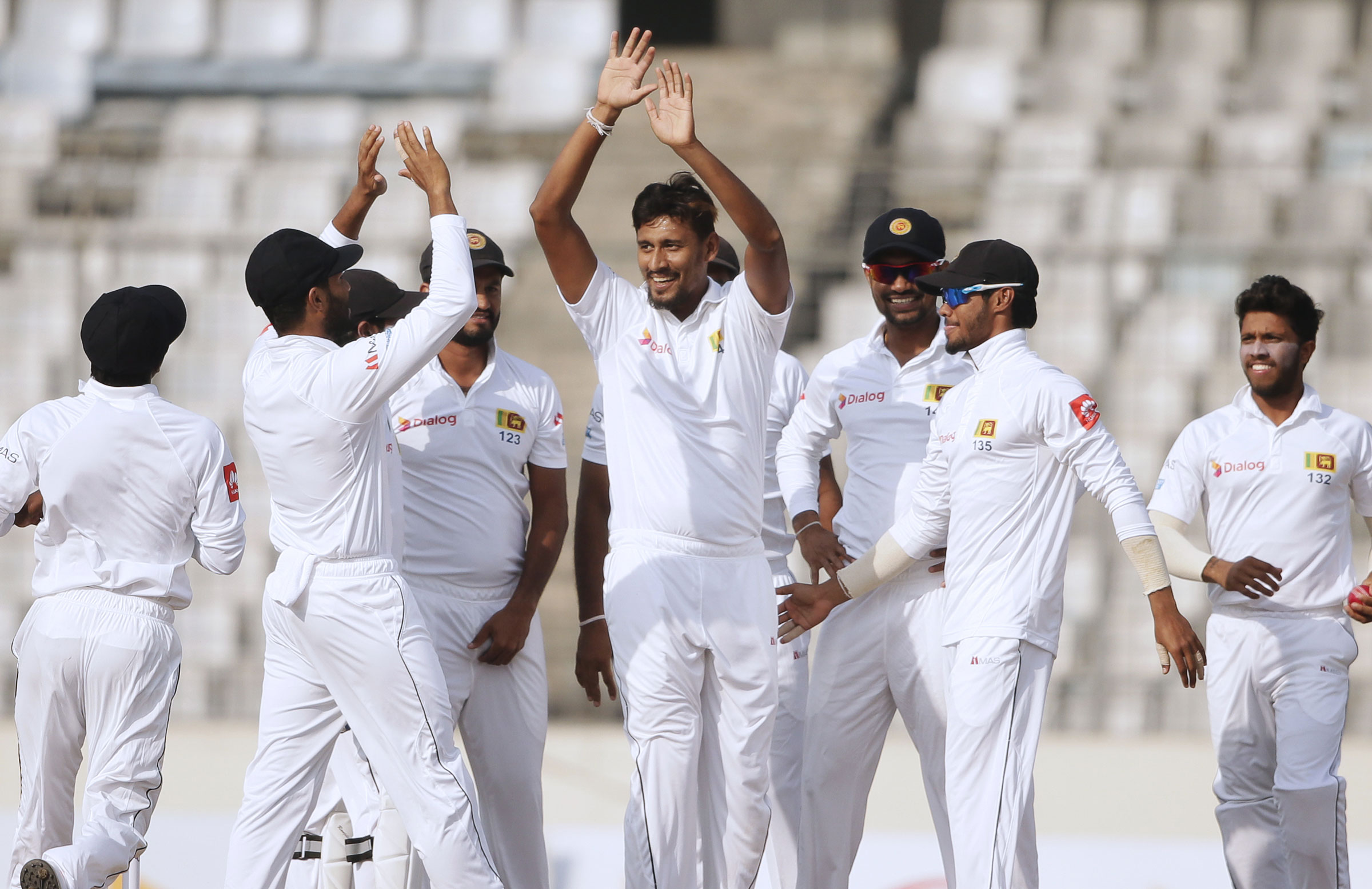 Sri Lanka on top in second Test