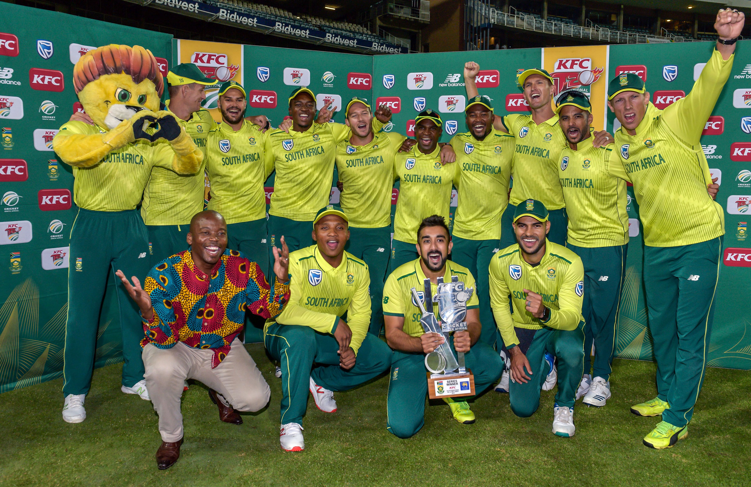Sri Lanka's tour ends in second whitewash 
