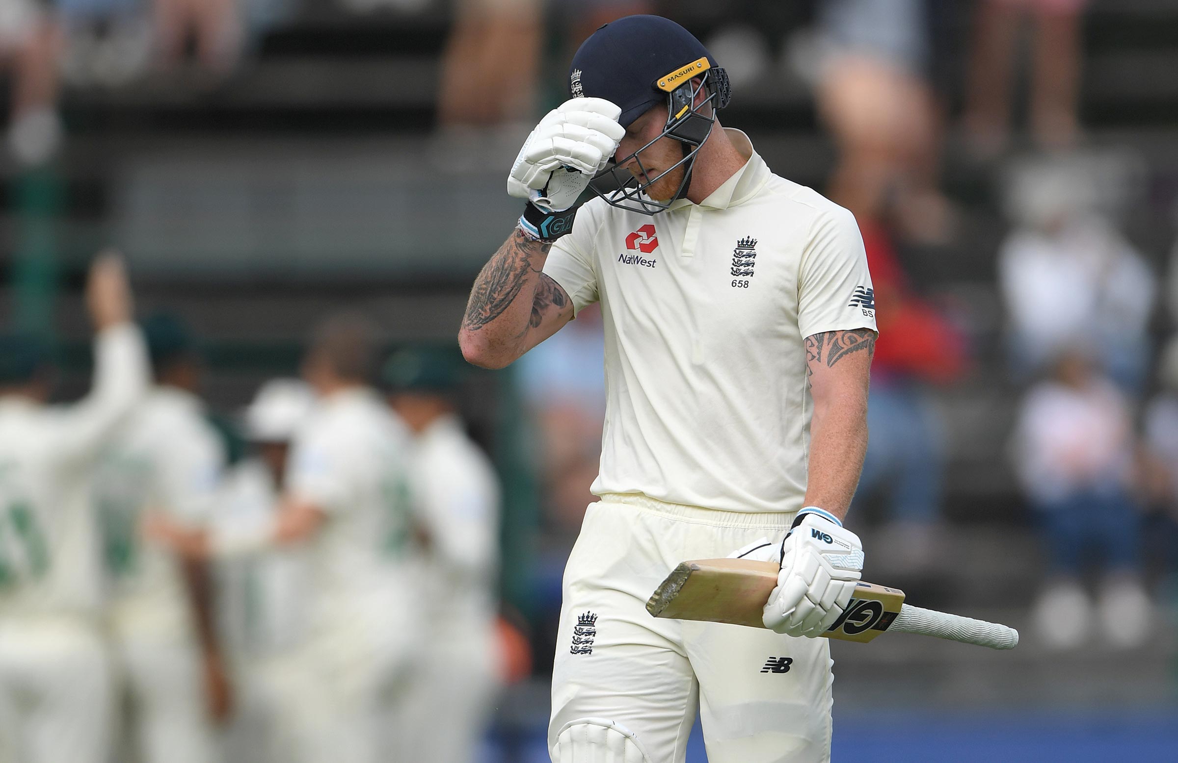 Stokes apologises for swearing at Proteas supporter