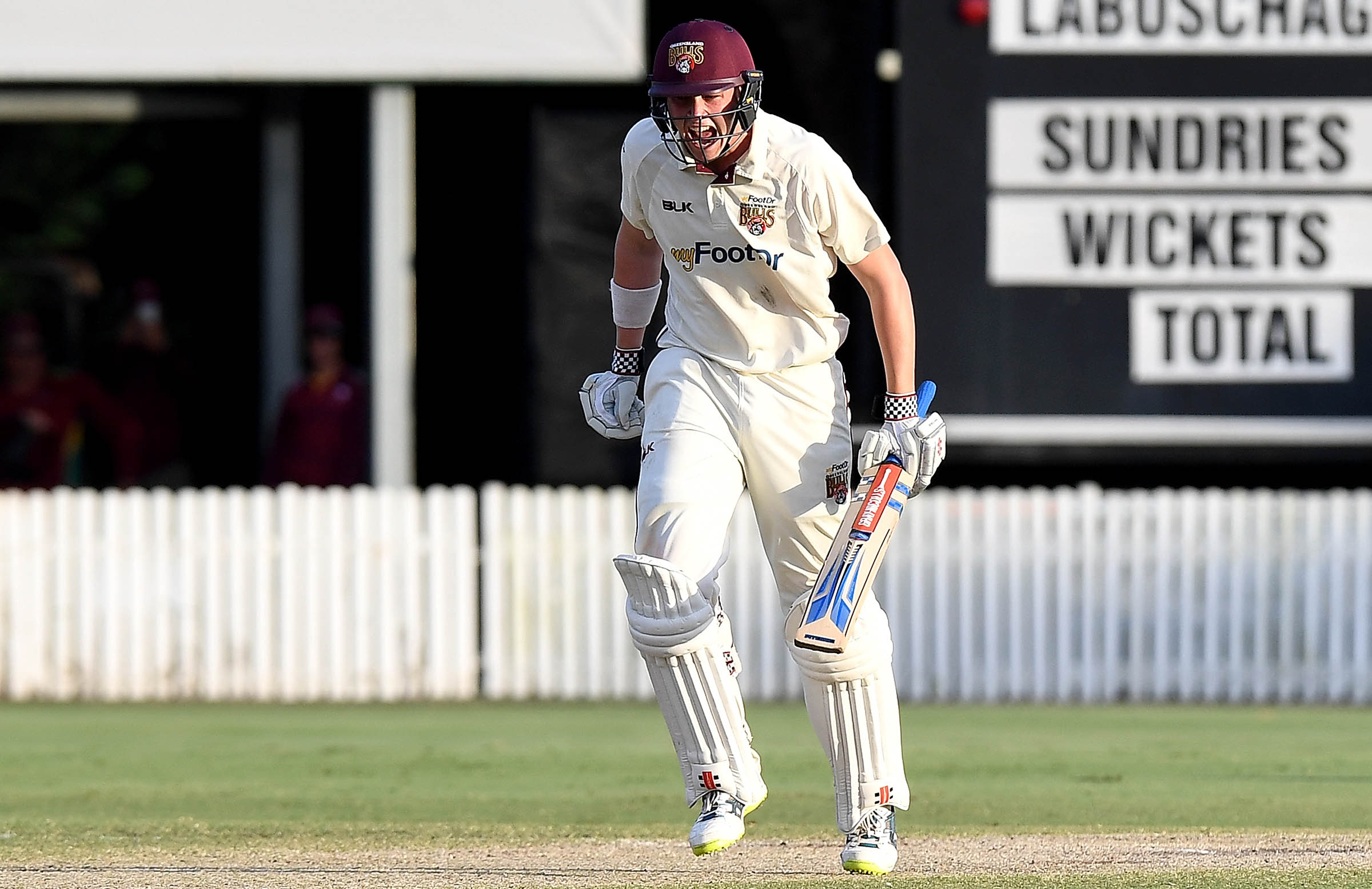 Surreal 24 hours for departing Renshaw