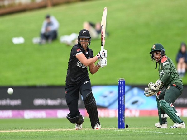 Sydney Sixers sign Suzie Bates for upcoming Women's Big Bash League season