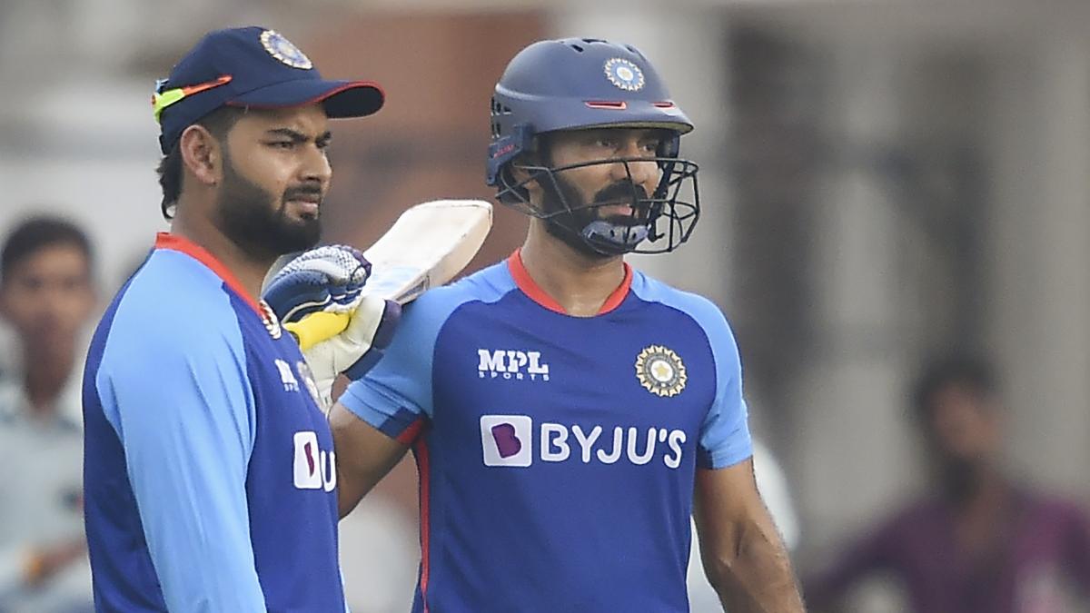 T20 World Cup: Virender Sehwag says Rishabh Pant should've been in the starting XI against South Africa