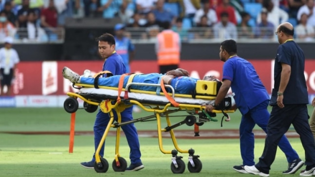 There was pin-drop silence in dressing room: Ravi Shastri recalls Hardik Pandya injury in Asia Cup 2018