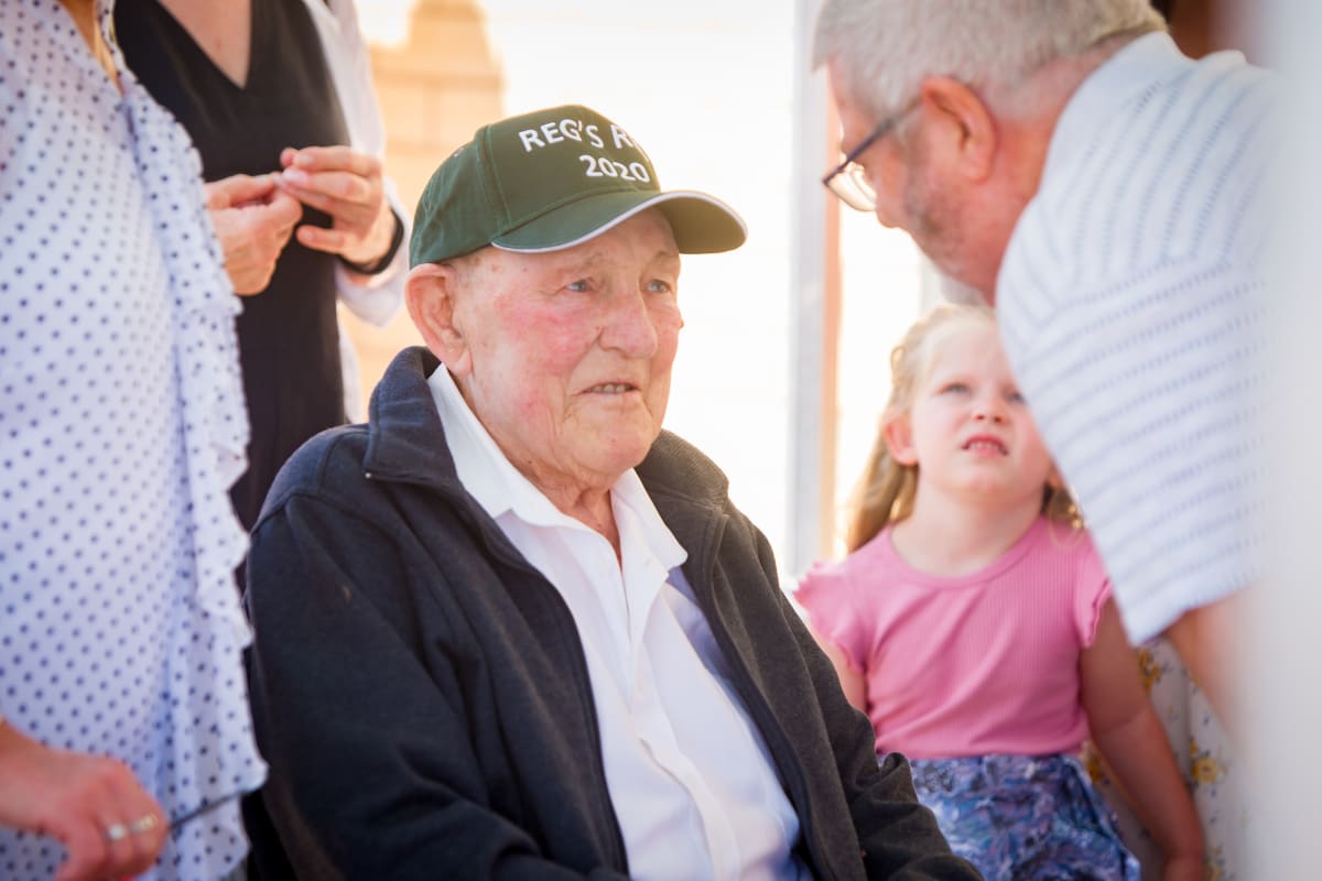 Tributes flow for Sunraysia sporting icon Brian Weightman