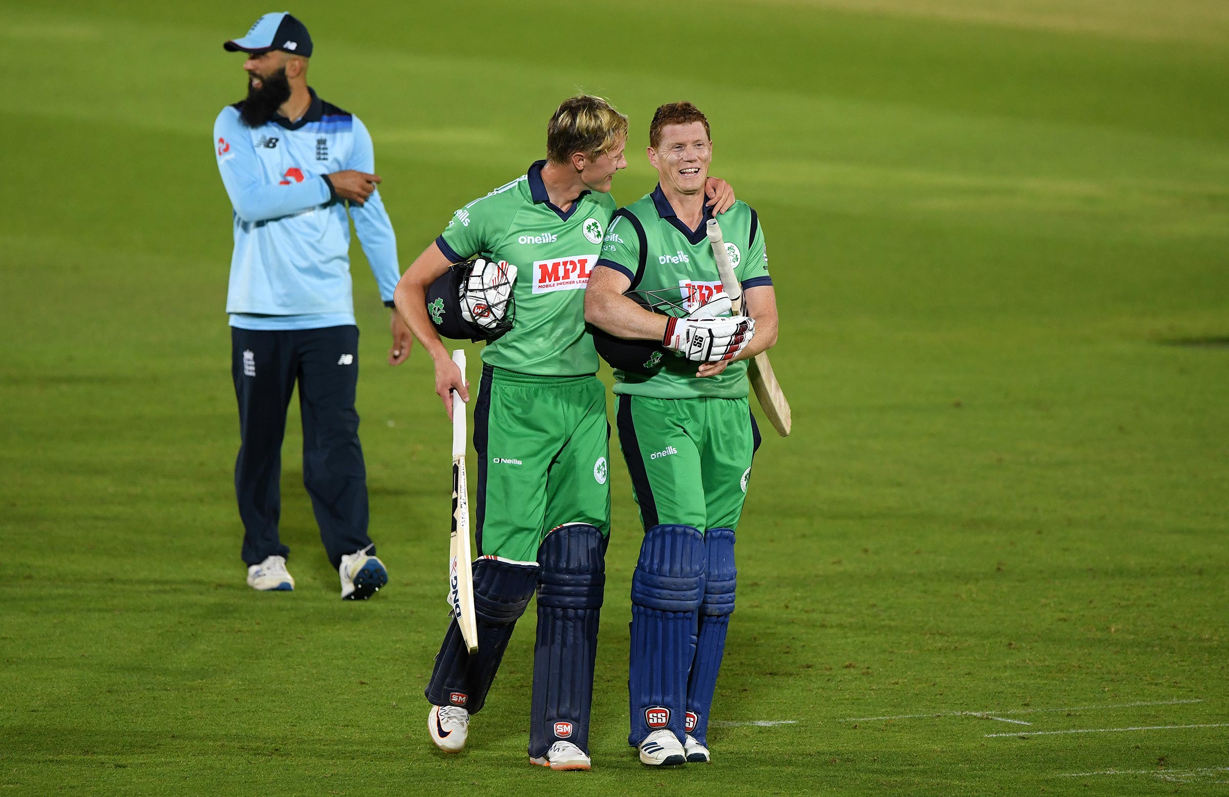 Twin tons lift Ireland to famous win over England