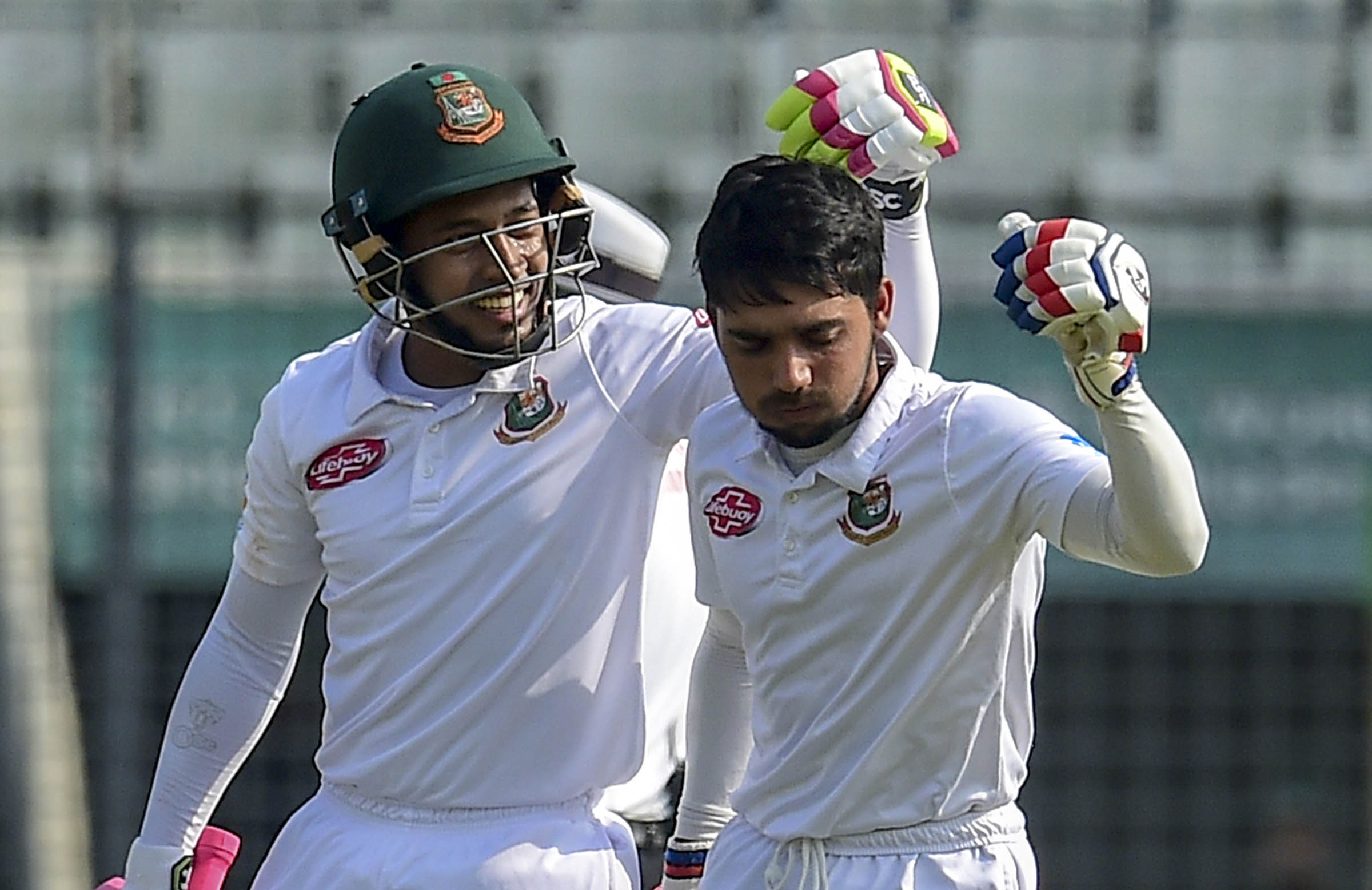 Twin tons propel Bangladesh