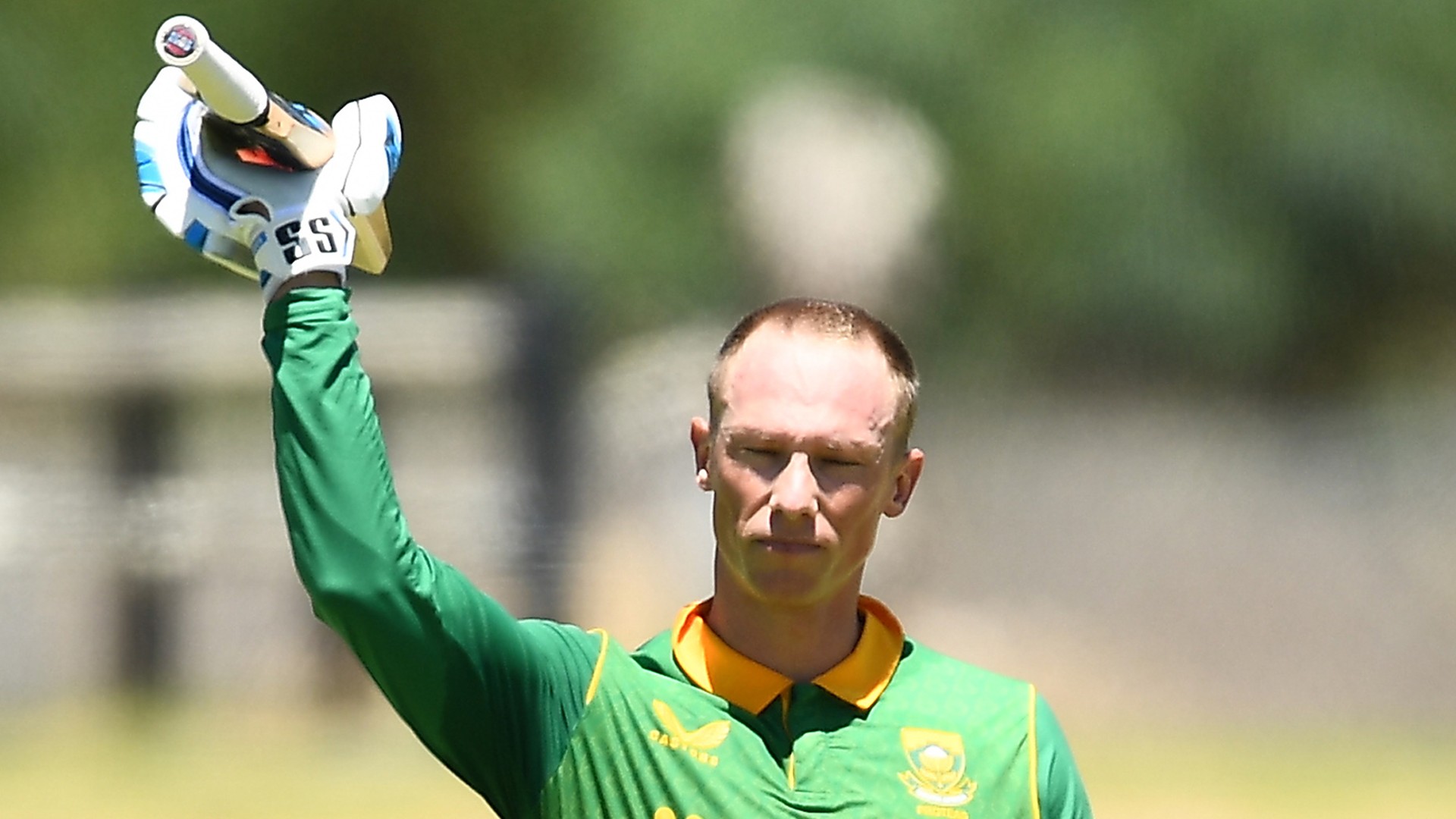 Van der Dussen and Bavuma hit centuries as South Africa see out ODI win over India