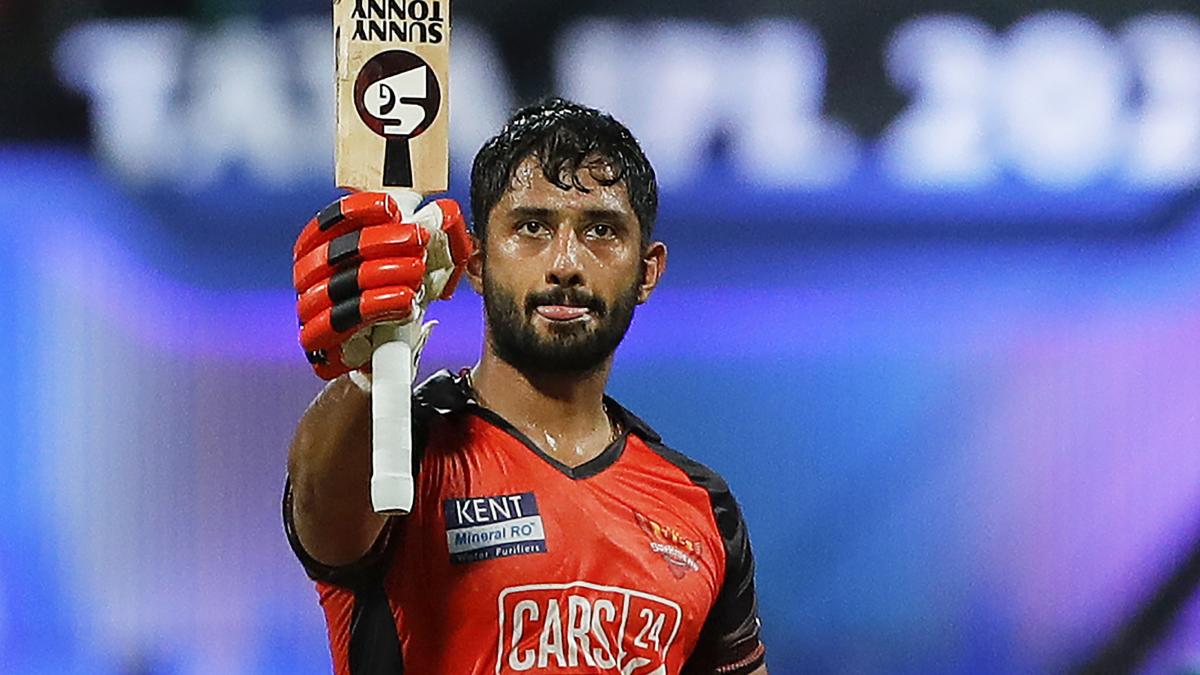 Vijay Hazare Trophy: Yashasvi Jaiswal's 142 not enough as Rahul Tripathi leads Maharashtra to 21-run win vs Mumbai  