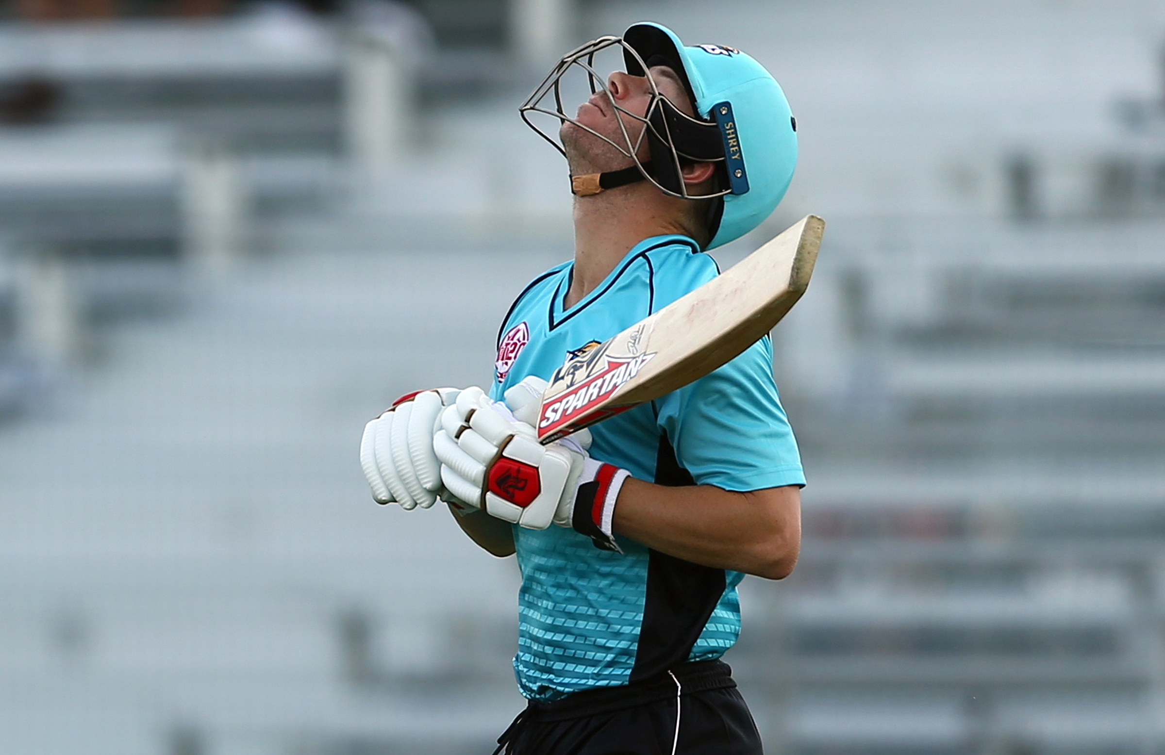 Warner ends run drought in Canada