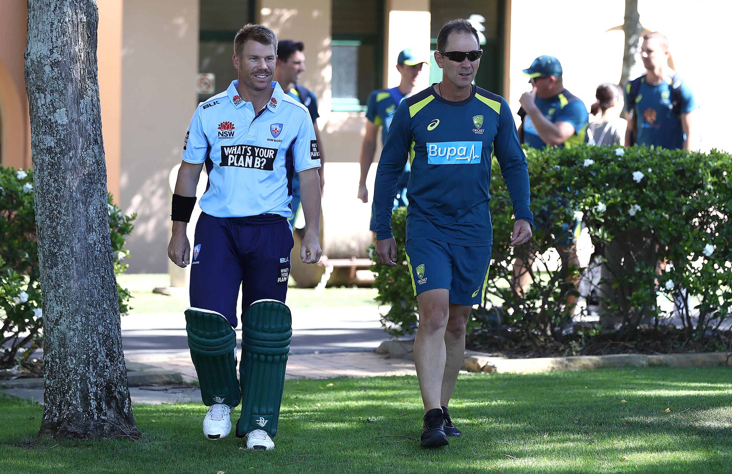 Warner faces Aussie quicks at SCG nets